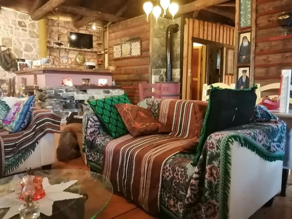 Yono'S Traditional House Áno Ravénia Kültér fotó