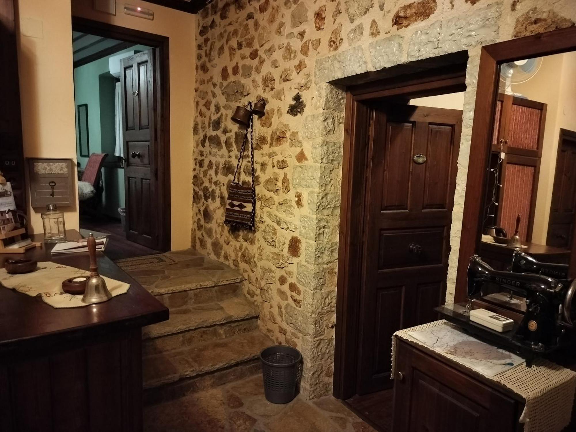 Yono'S Traditional House Áno Ravénia Kültér fotó