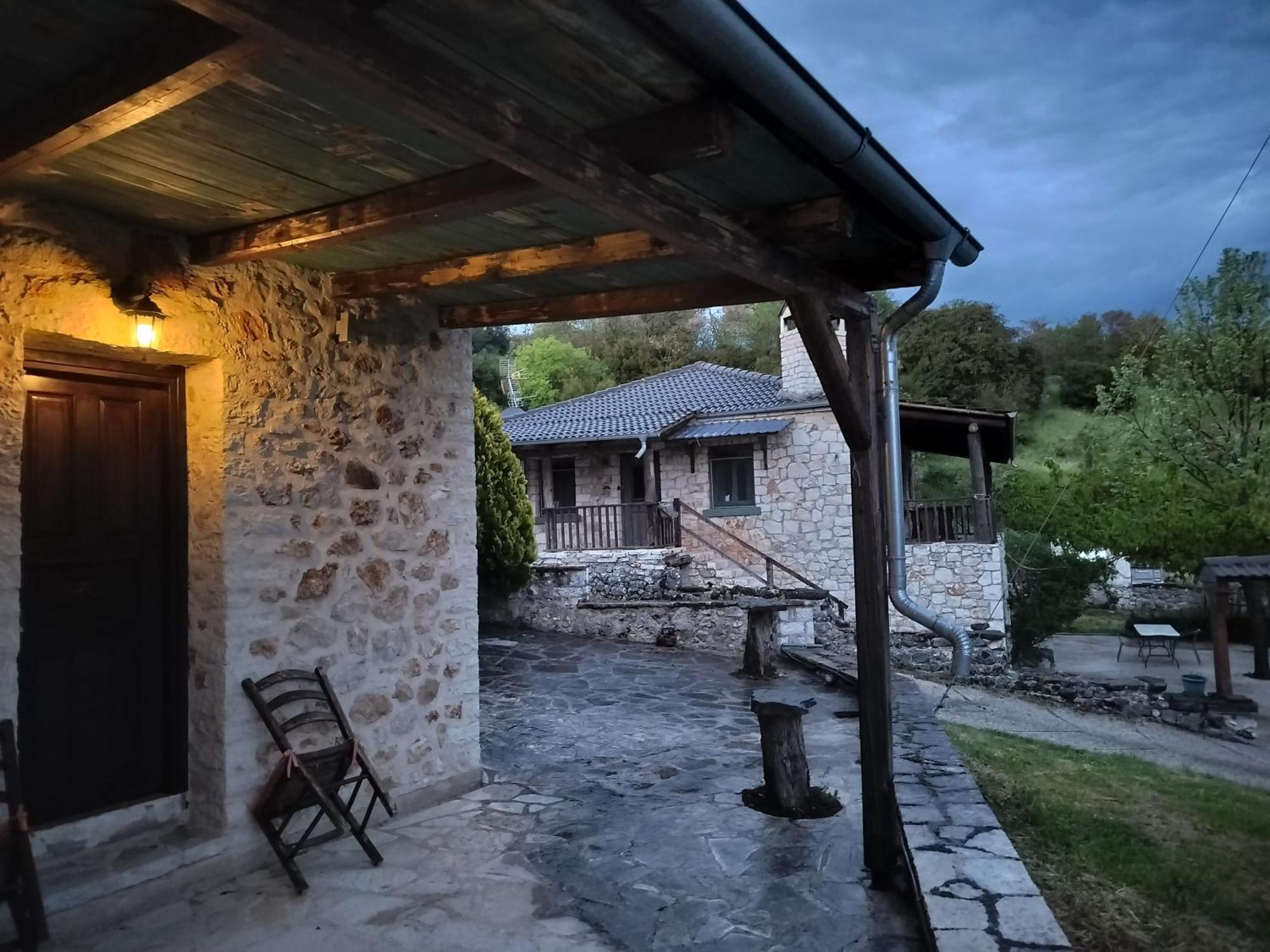 Yono'S Traditional House Áno Ravénia Kültér fotó